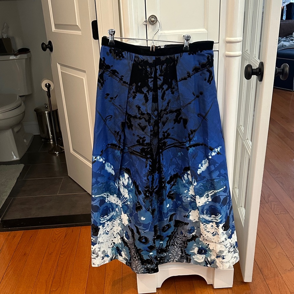 Kay Unger Blue and Black Floral A-Line Midi Skirt